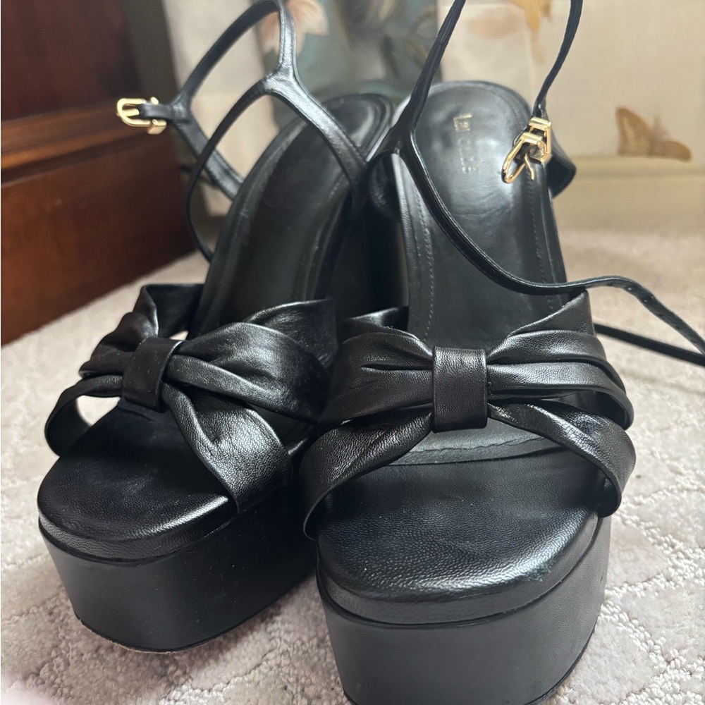 Sold Out Larroude Vivienne Block Heels Size 9